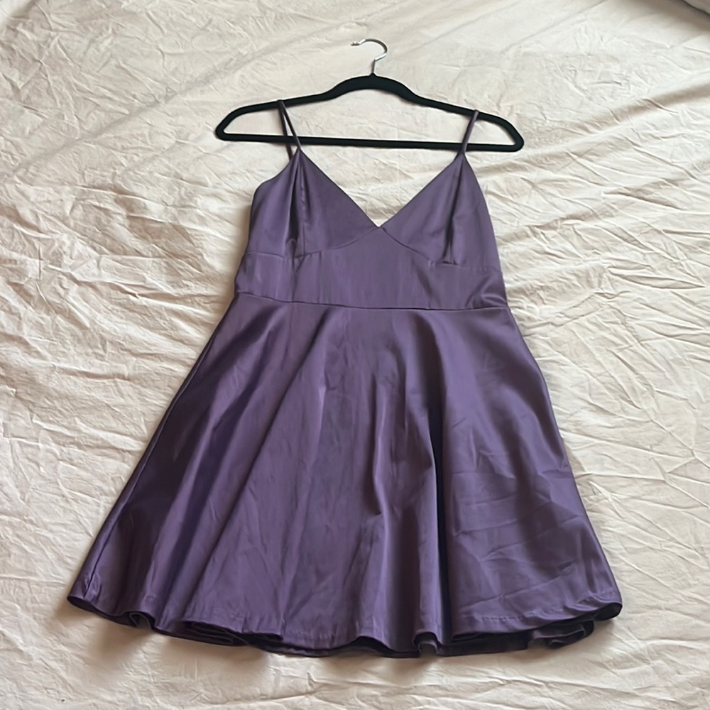 Silky Chic Satin Purple Windsor Mini Dress; Size M